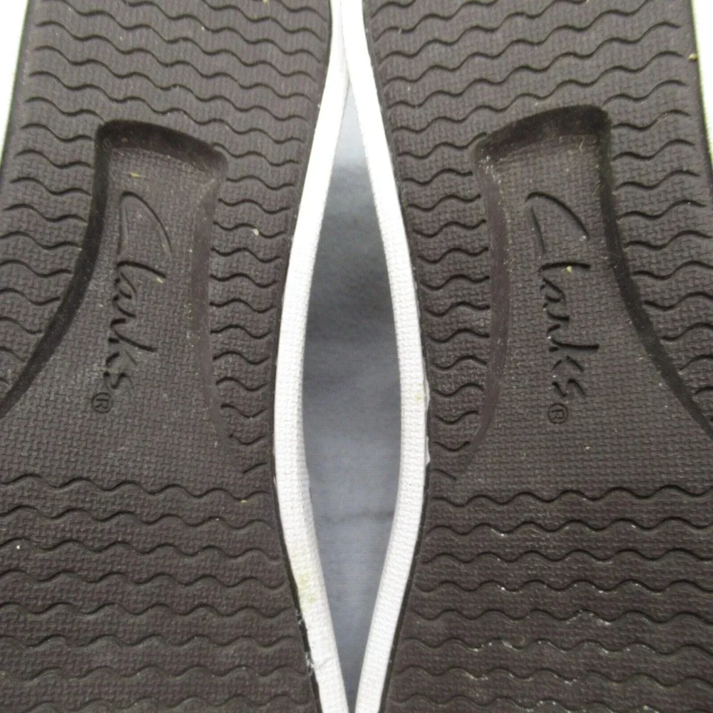 Clarks Shoes Womens 7 M Snake Print Twin Gore Slip On Comfort Casual Sneakers